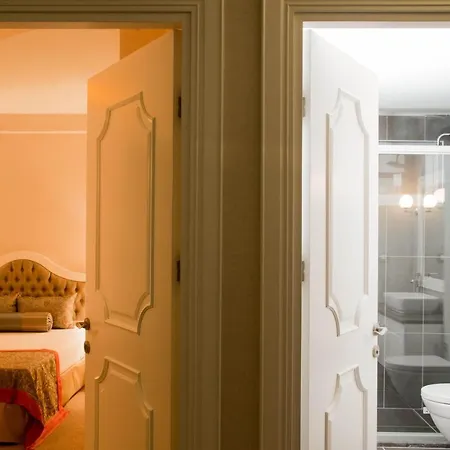 Daphne C Blok Apartment *